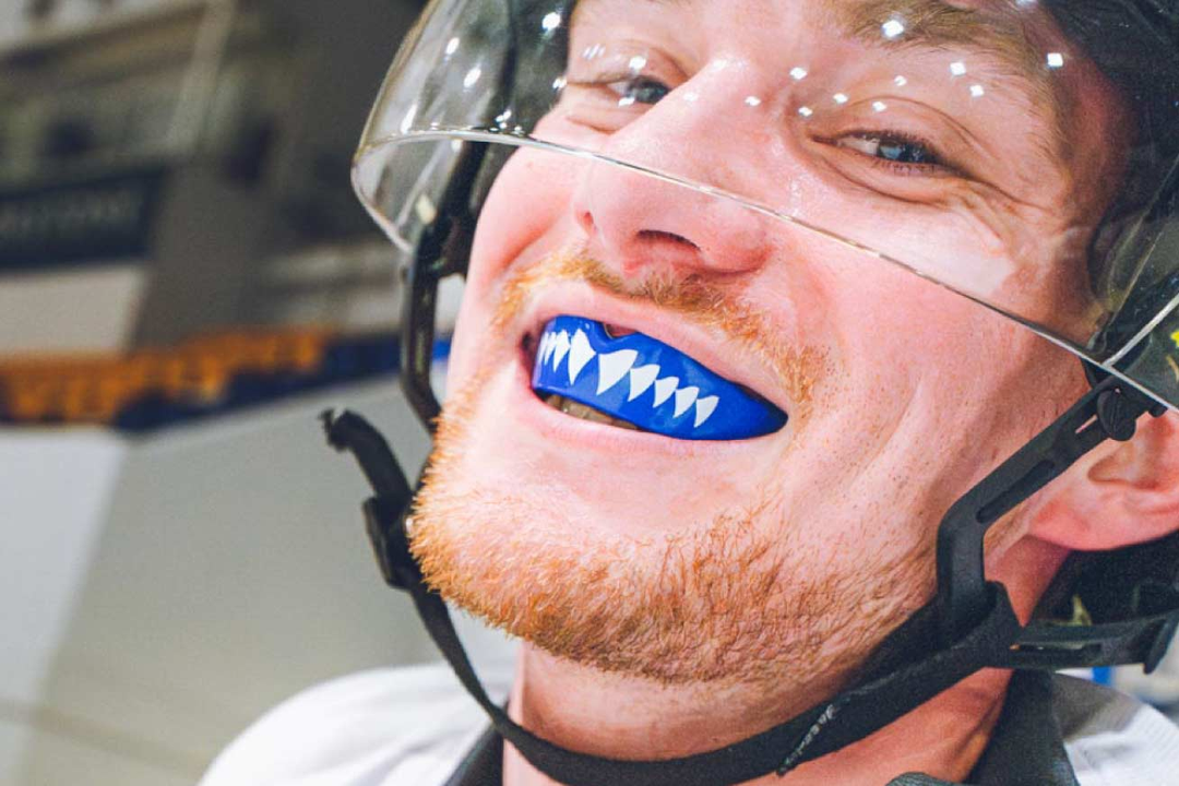 Extro series all-sports mouthguard with design for high-impact protection